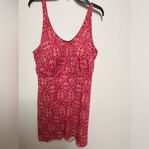 D & COMPANY BEACH SIZE 20W  SWIM DRESS DARK AND LIGHT SHADES PINK